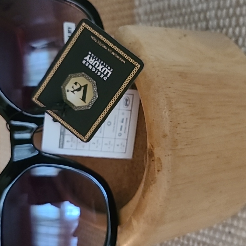 🕶 stylish sunglasses - Picture 3 of 3